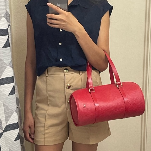 AUTHENTIC Louis Vuitton Epi Soufflot handbag and pouch - Picture 4 of 16